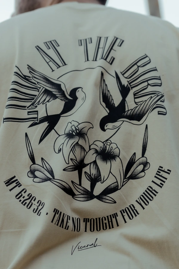 LOOK AT THE BIRDS - imagem 3 de 7